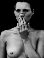 Nahá Kate Moss. Fotka - 29